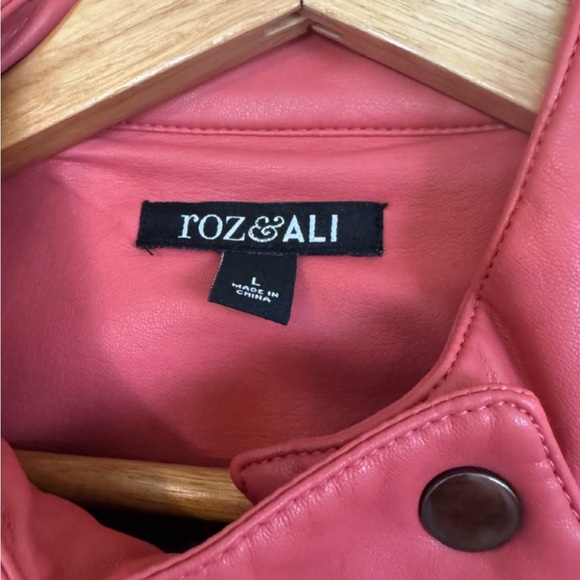Fox & Ali Faux Leather Jacket. Salmon Color. Large - Picture 9 of 10